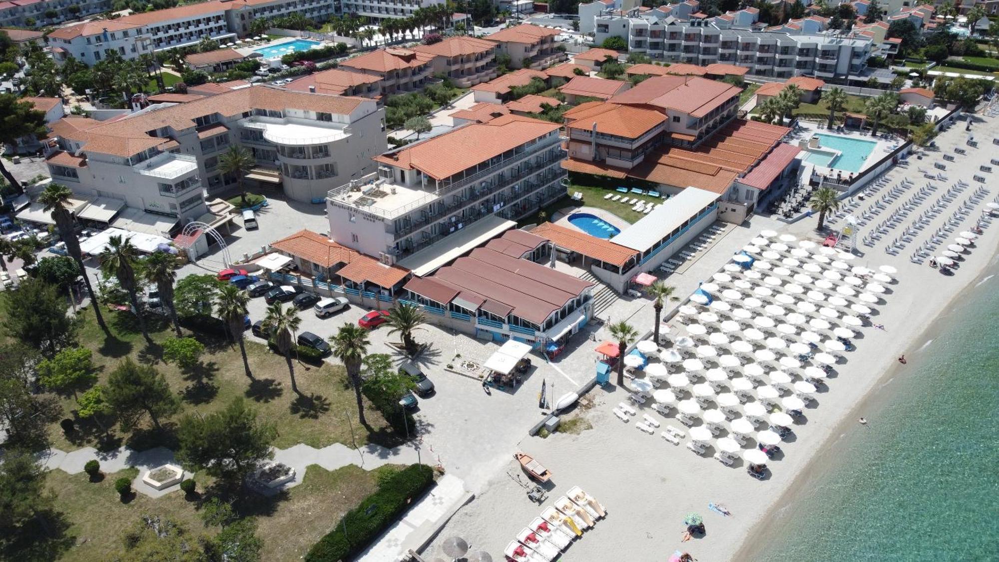Hanioti Grandotel Exteriör bild